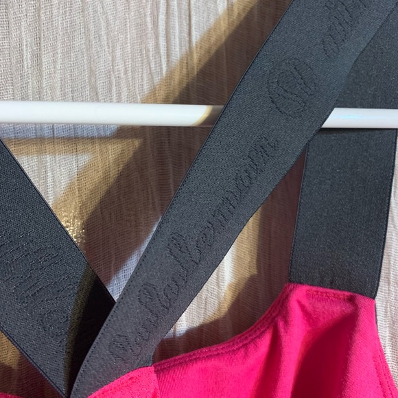 Lululemon tank top. Size 8. - Picture 6 of 6